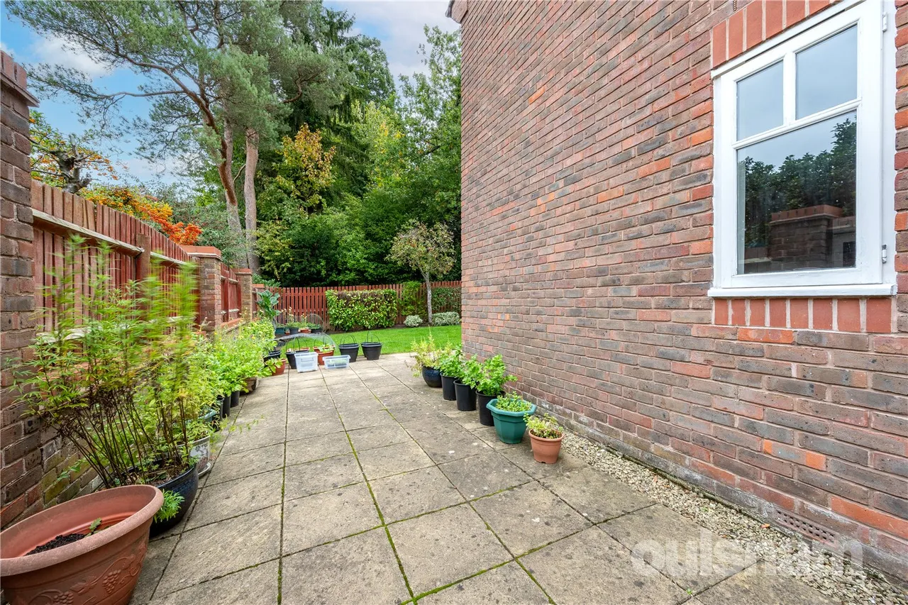 Sundbury Rise, Bournville Village Trust, Northfield, Birmingham, B31 2EZ, photo 13