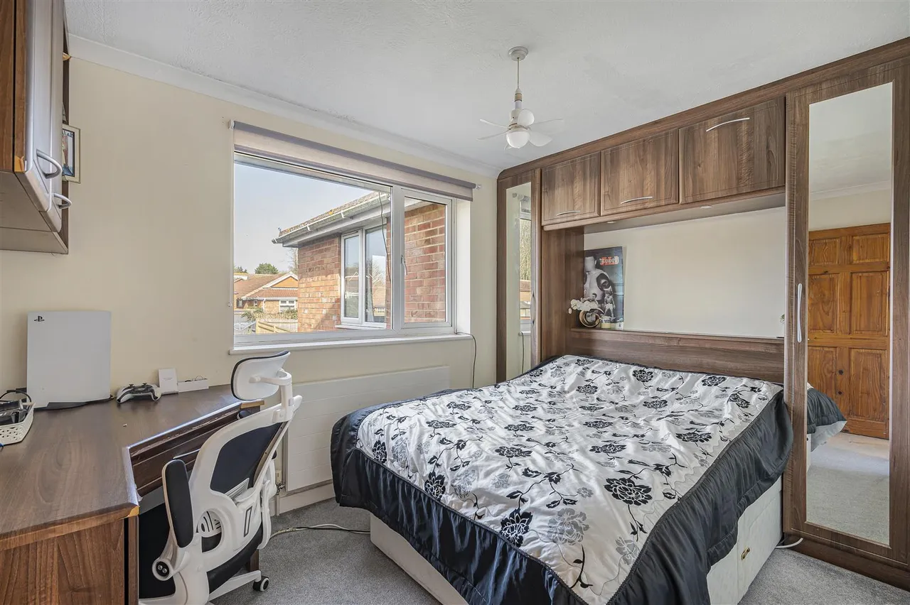 Glynn Road, Peacehaven, photo 16
