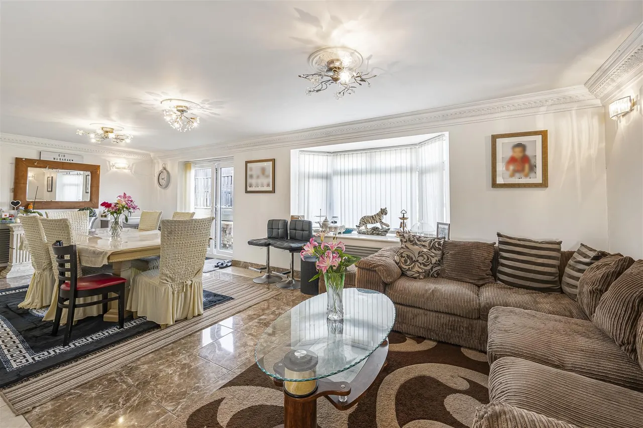 Glynn Road, Peacehaven, photo 9