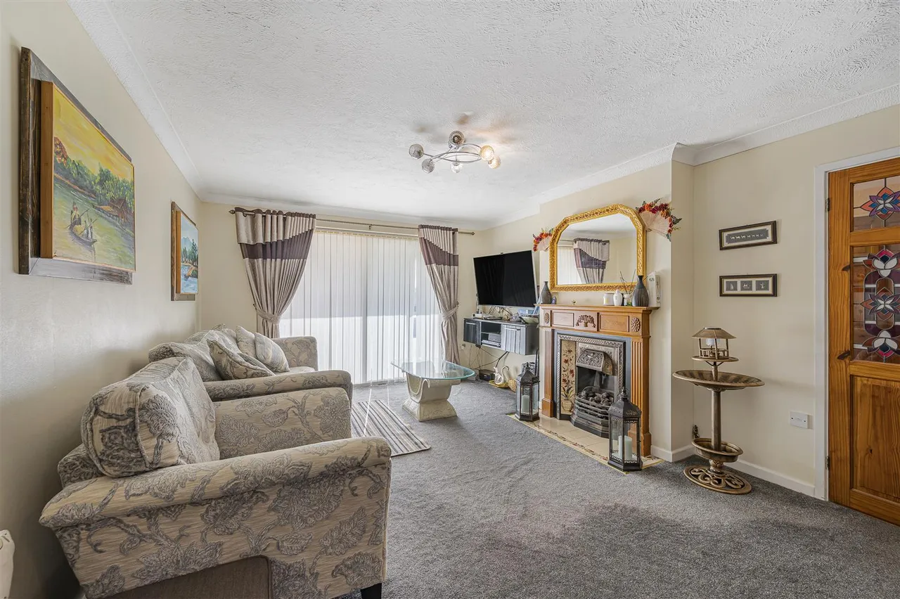 Glynn Road, Peacehaven, photo 12