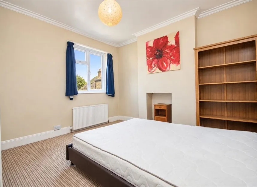 St. Johns Road, Isleworth, TW7, photo 4