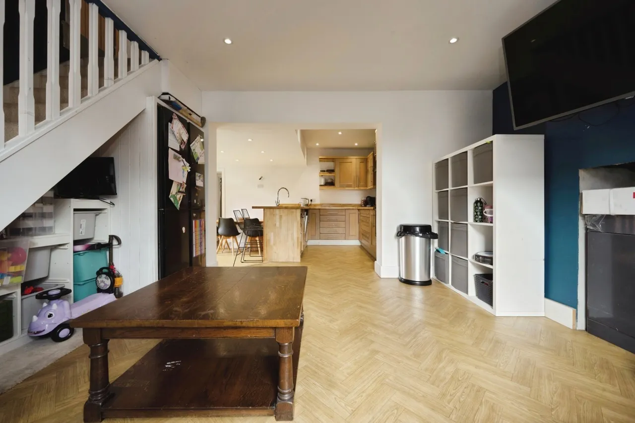Tempsford Street, Kempston, Bedford, Bedfordshire, MK42, photo 16