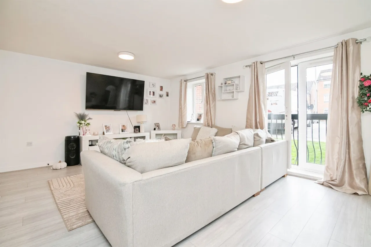Anchor Drive, Tipton, DY4, photo 4