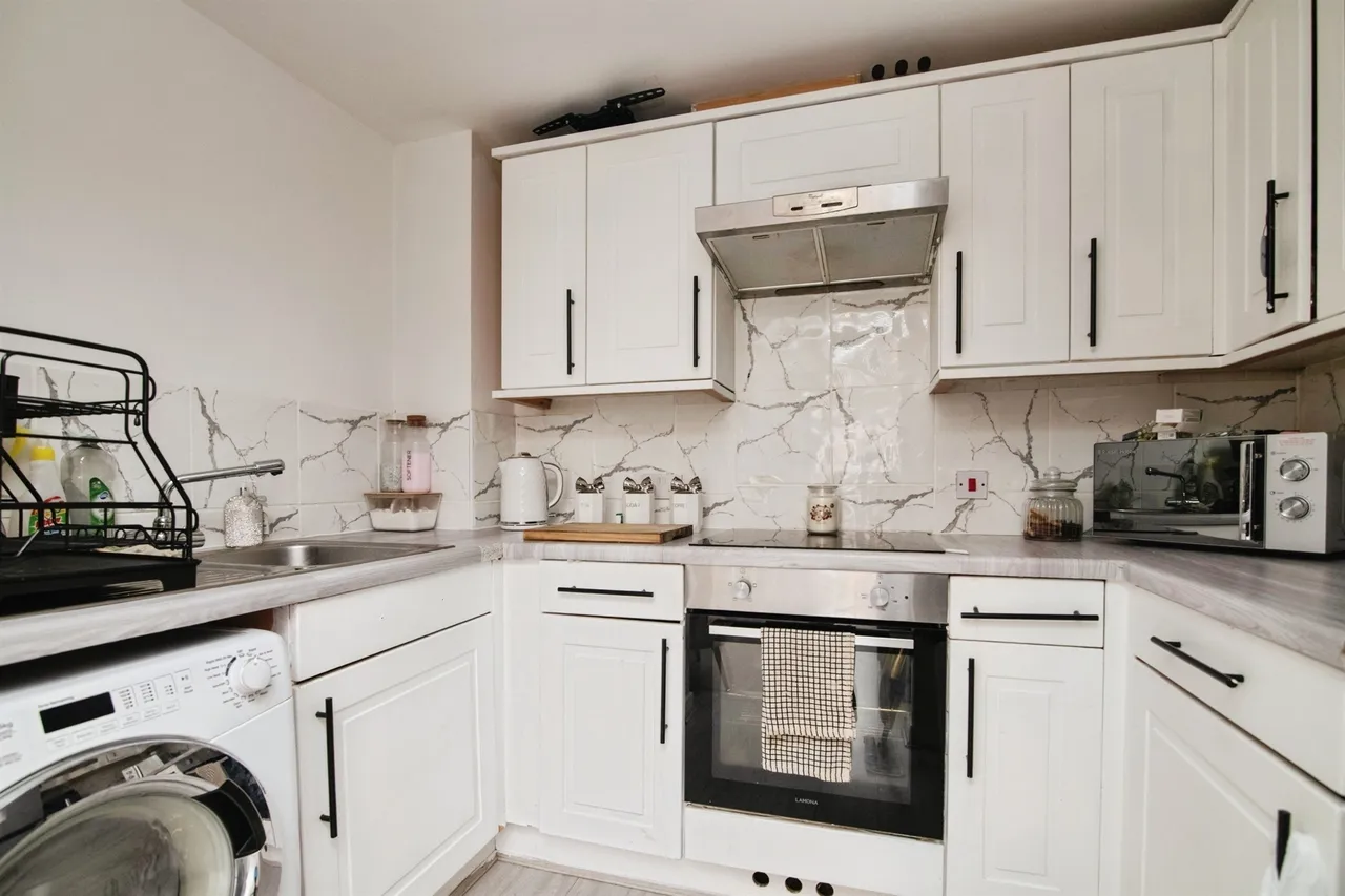 Anchor Drive, Tipton, DY4, photo 3