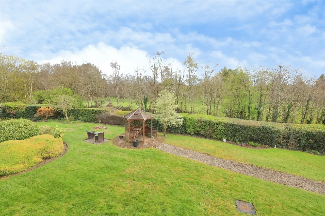 Oldnall Road, Kidderminster, photo 5