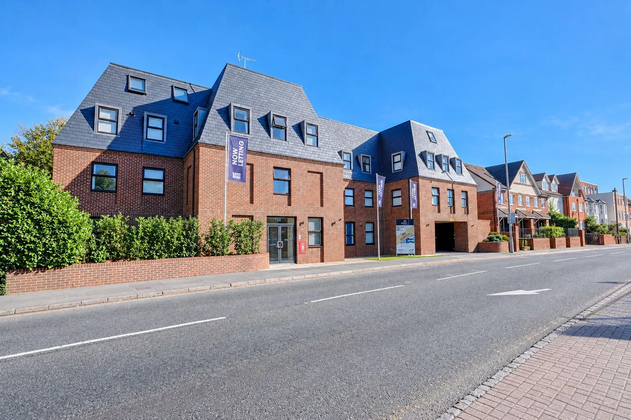 1 bed flat to rent, London Road, High Wycombe, HP11