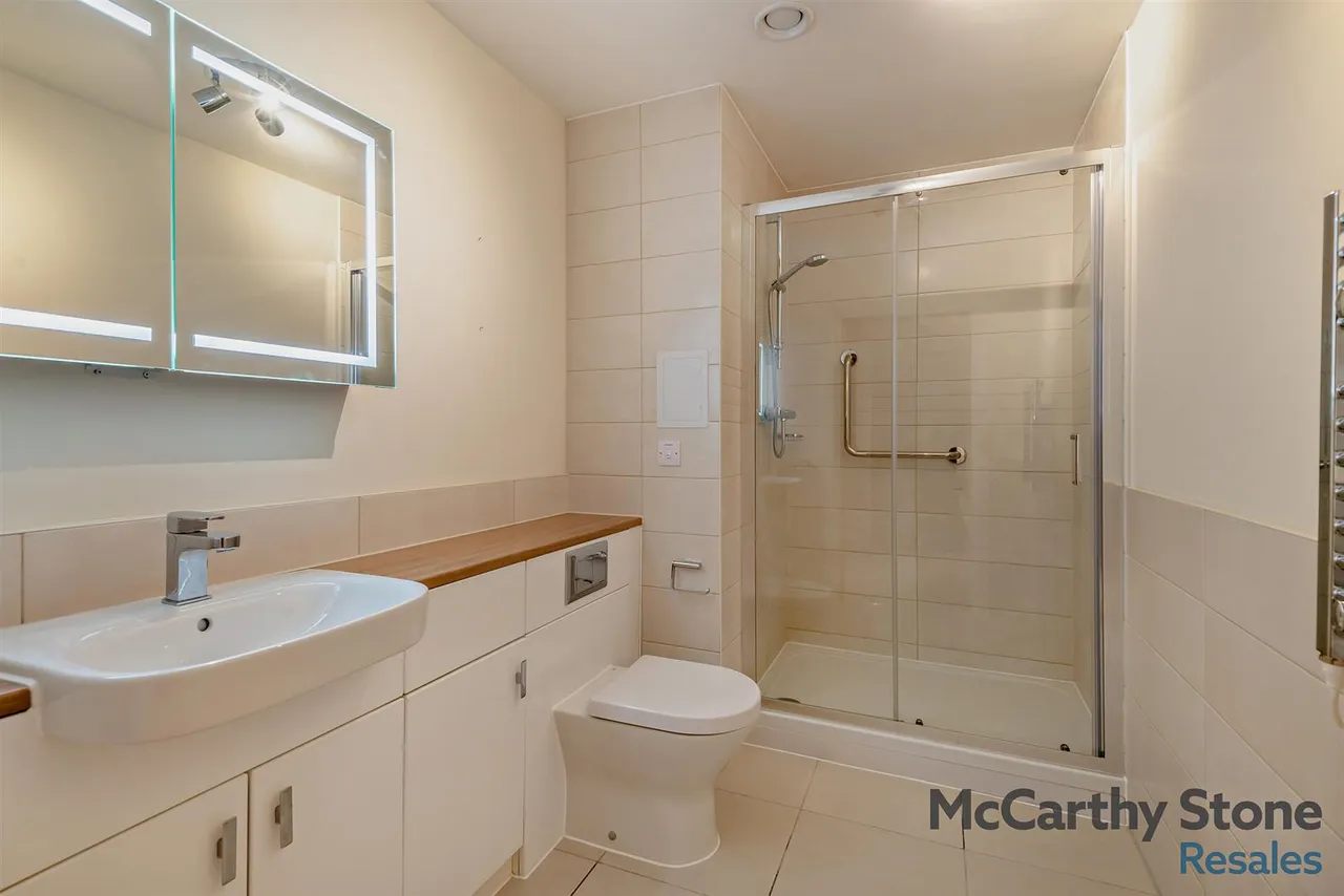 Granham Close, Marlborough, SN8, photo 8