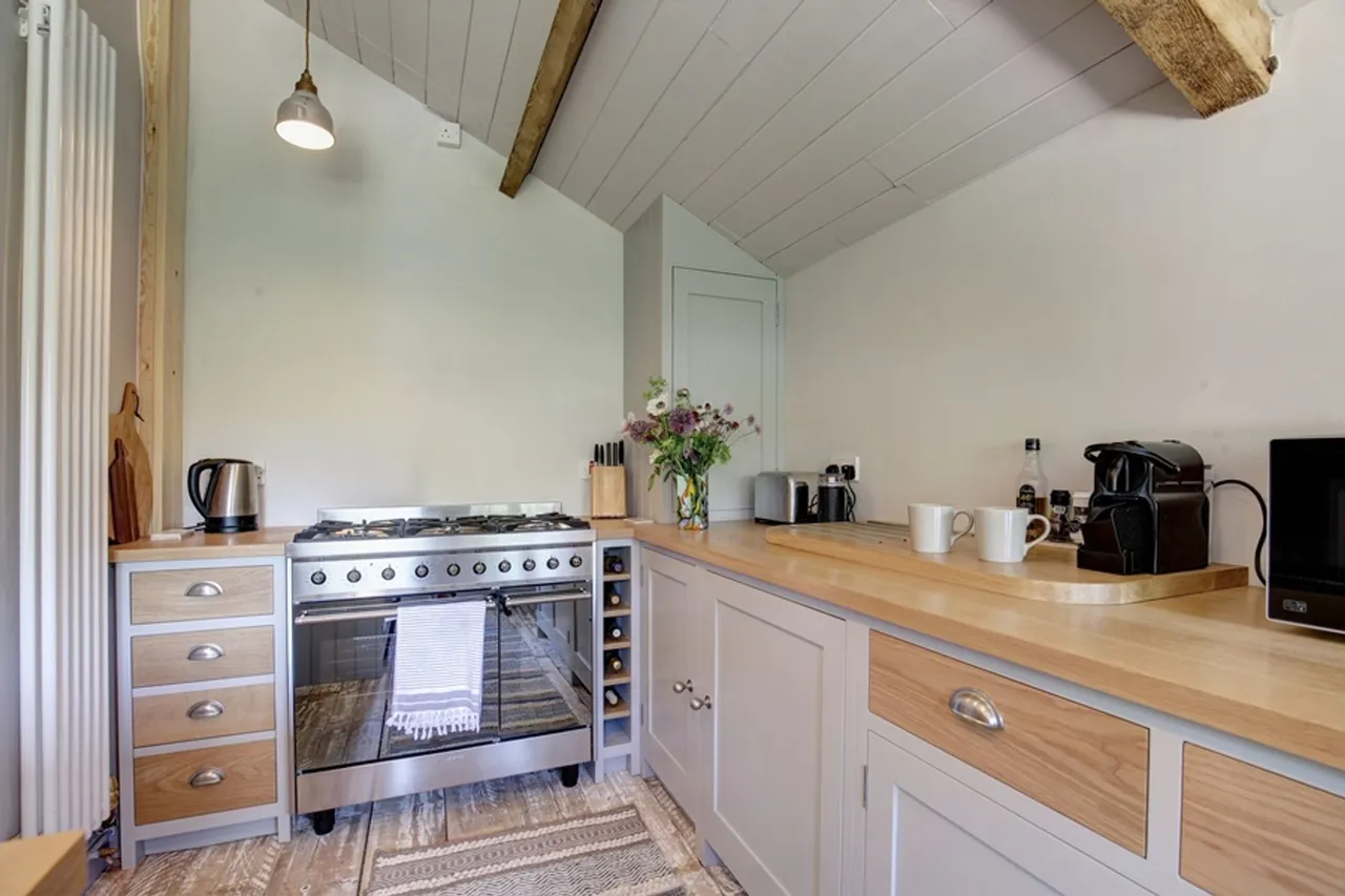 Charming 'Chocolate Box' Cottage in S, photo 15