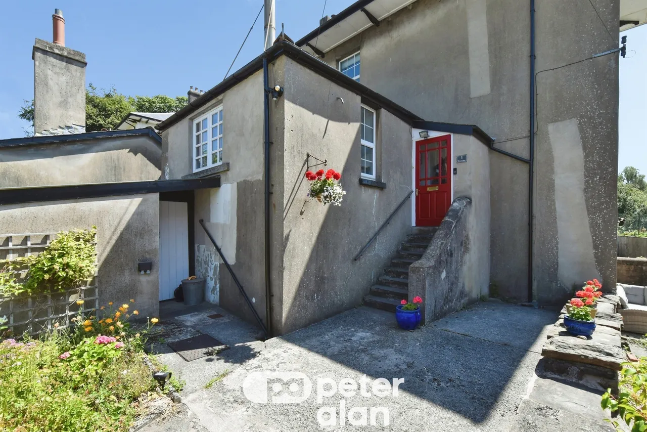 The Lawn Tredegar, NP22, photo 28