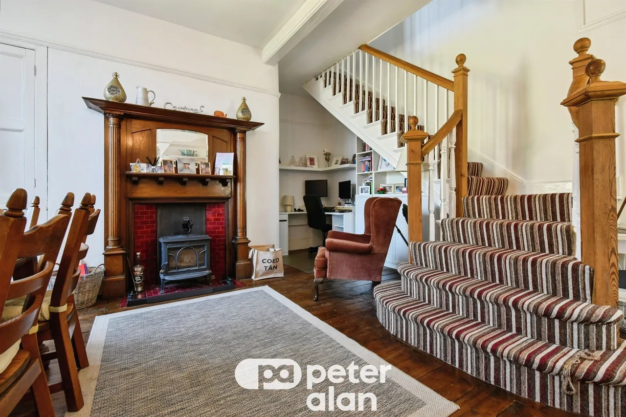 The Lawn Tredegar, NP22, photo 5