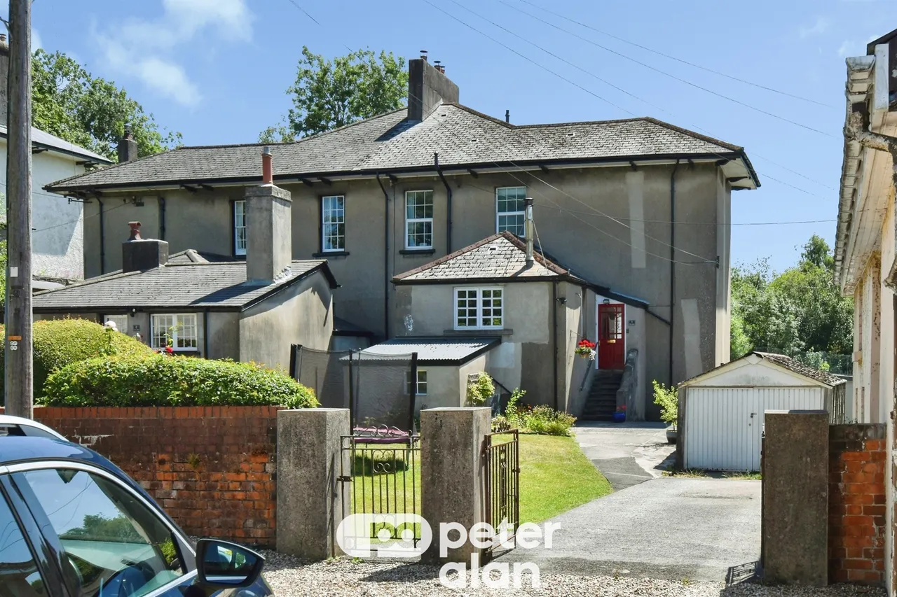 The Lawn Tredegar, NP22, photo 31