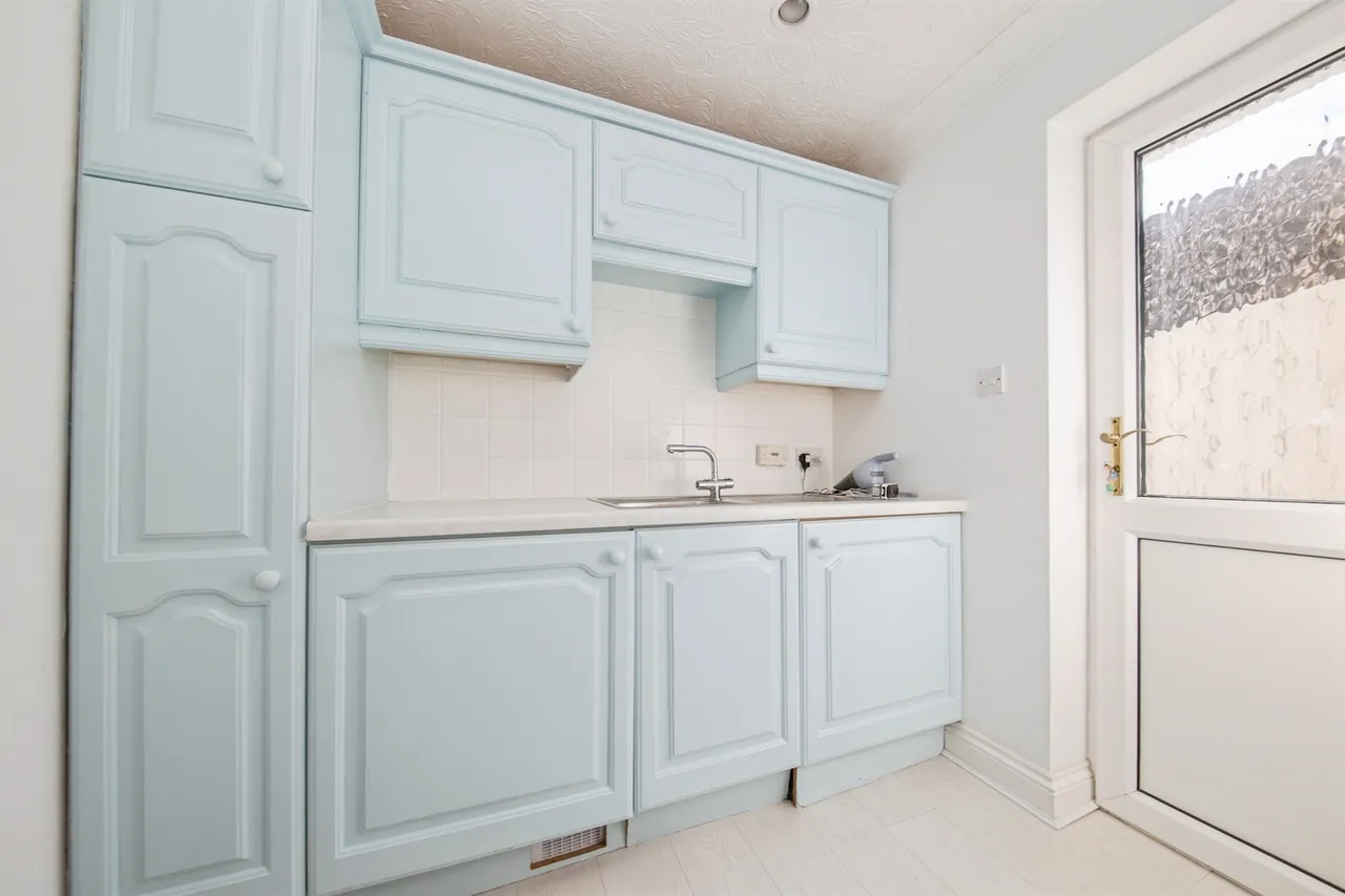 Fairhaven Avenue, West Mersea, CO5, photo 5