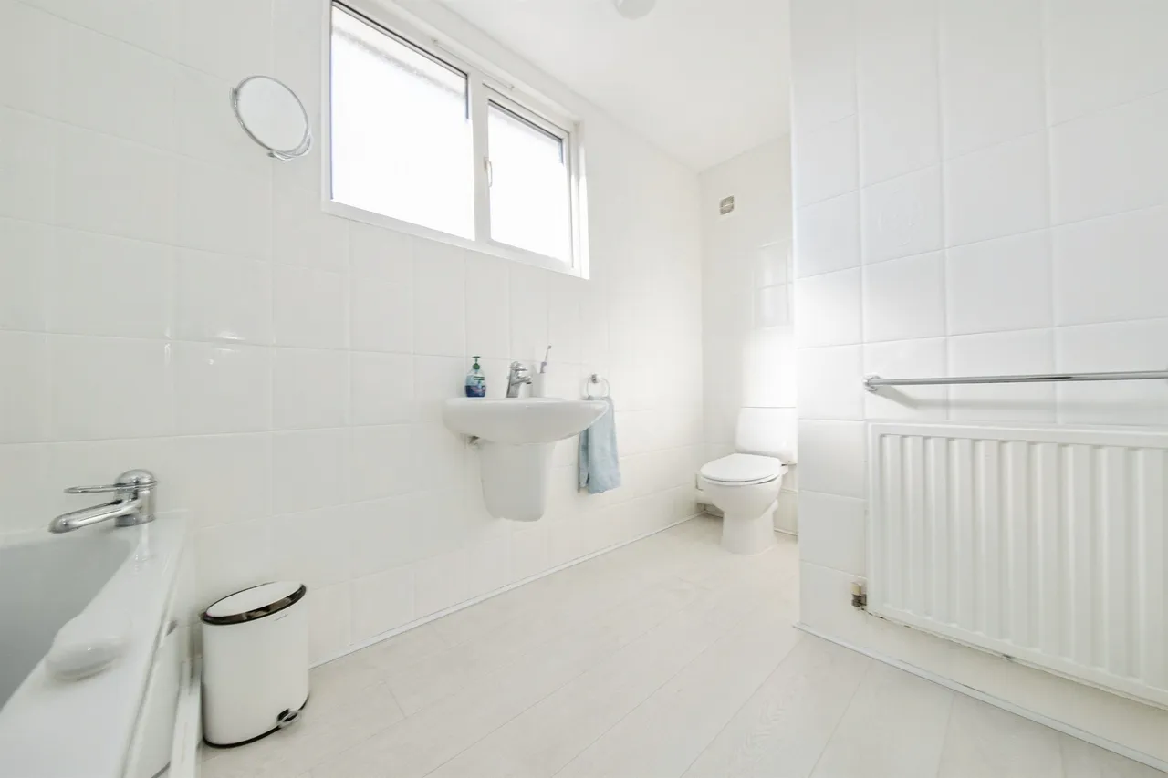 Fairhaven Avenue, West Mersea, CO5, photo 22