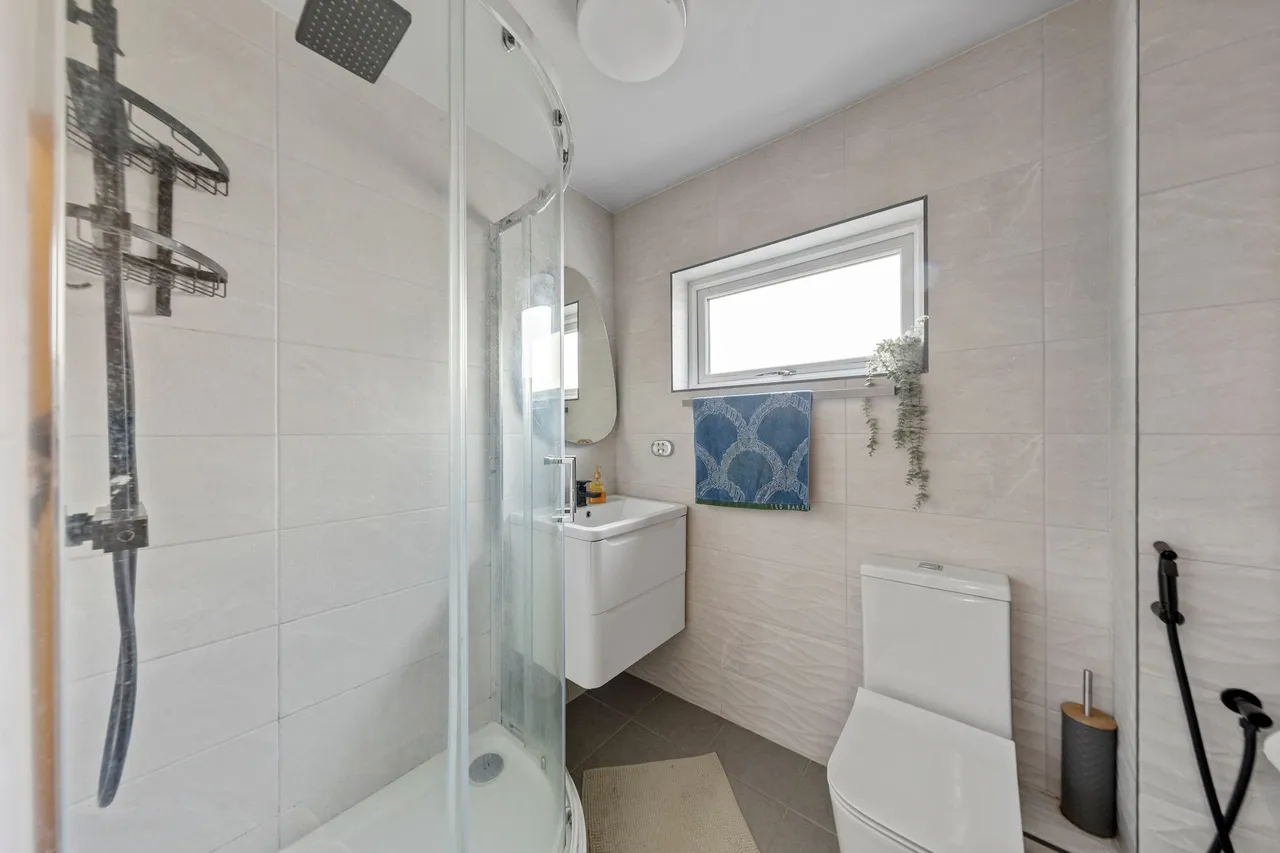 Nelson Road, Birchwood, Warrington, Warrington, WA3 6NF, photo 11