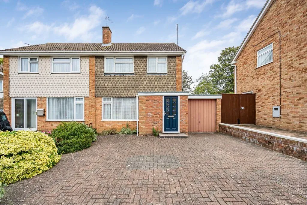 3 bed house for sale — Mersey Way, Bletchley, Milton Keynes, Buckinghamshire, MK3 7PS