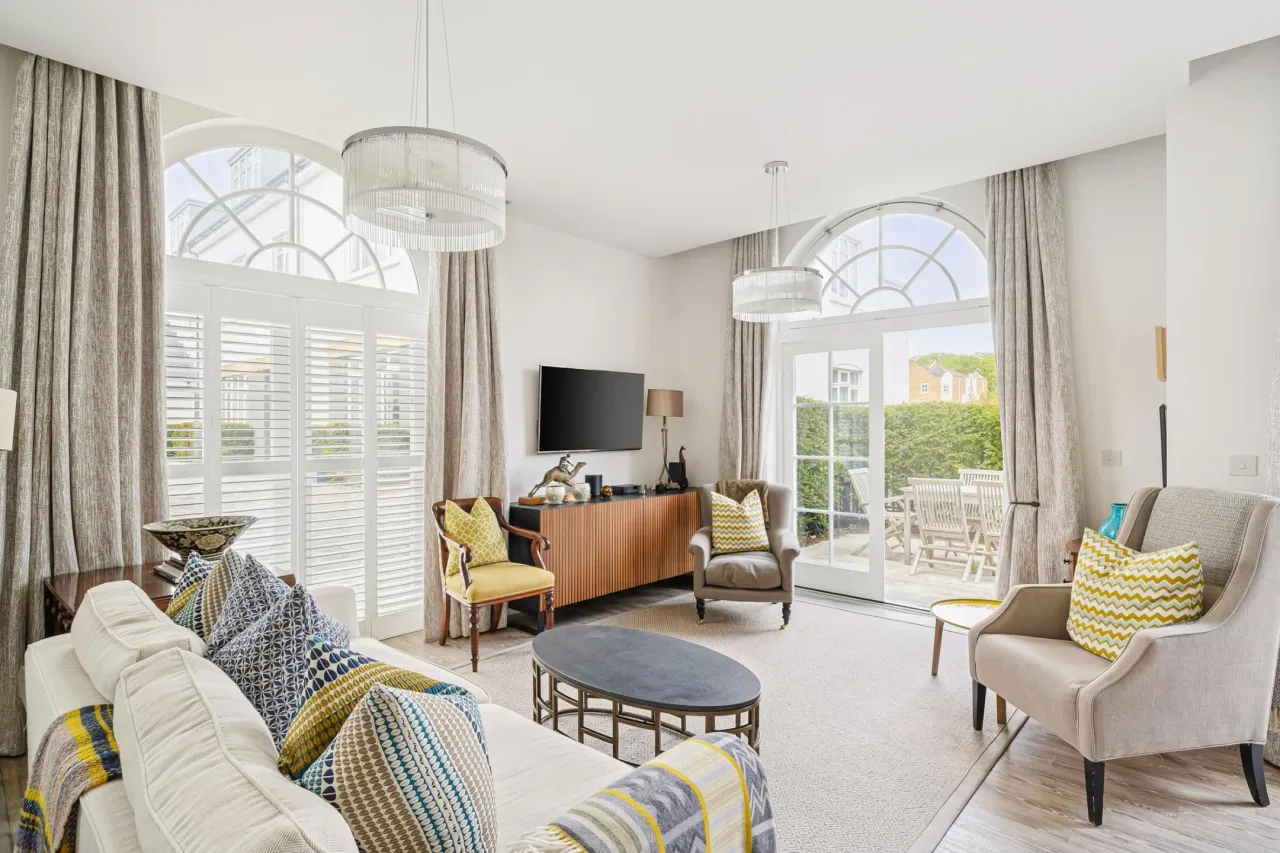 2 bed flat for sale, Egerton Drive, Isleworth, TW7