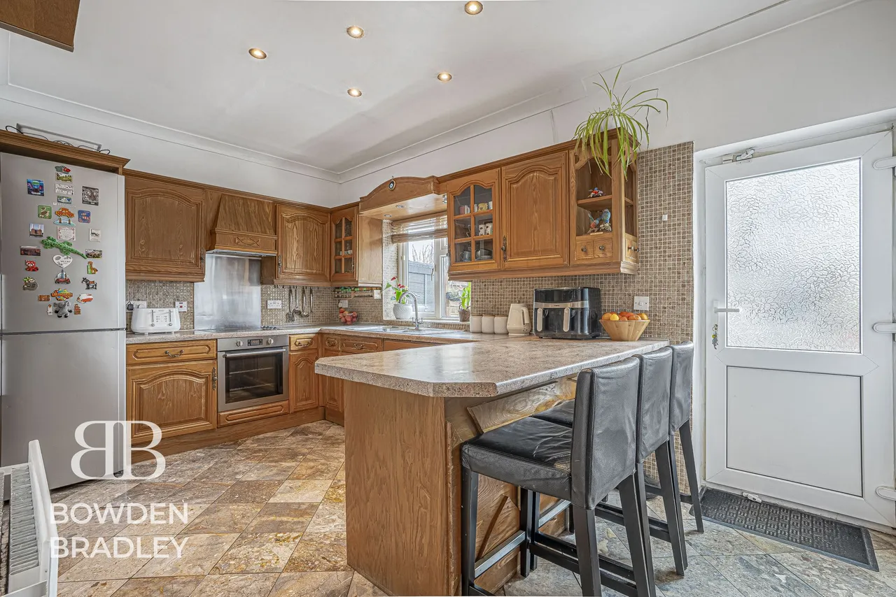 Marlands Road, Clayhall, IG5, photo 3