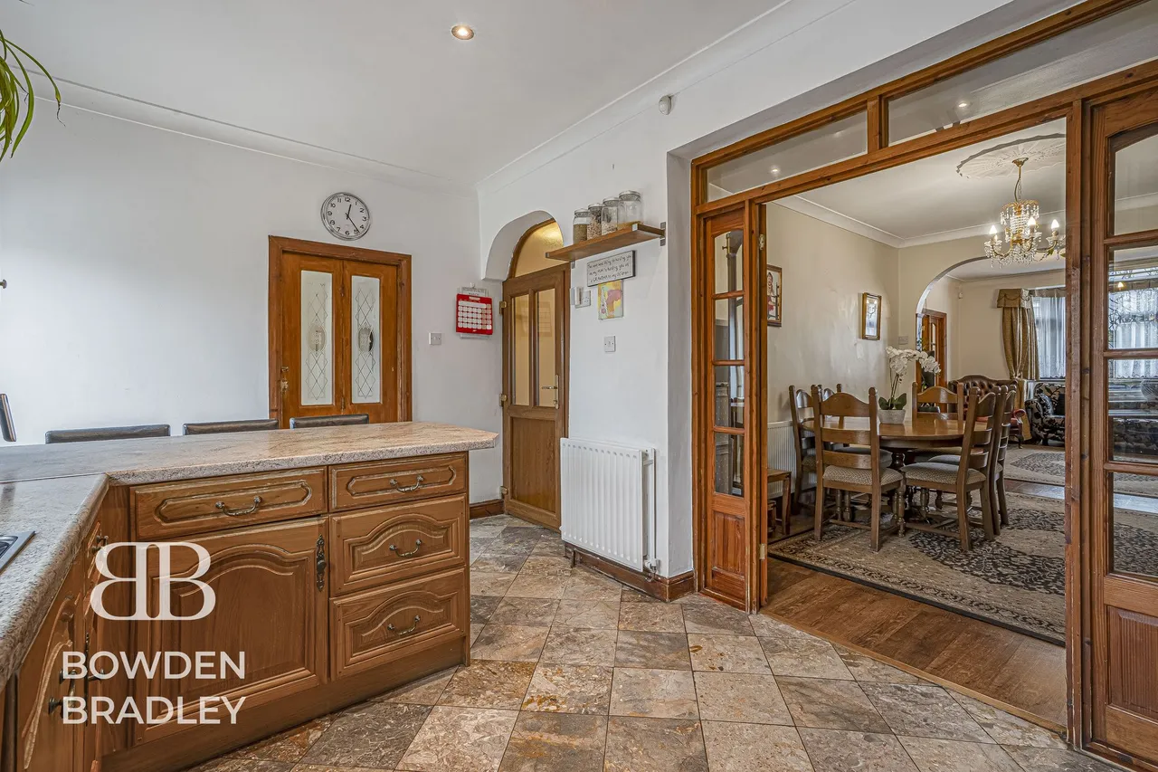 Marlands Road, Clayhall, IG5, photo 7