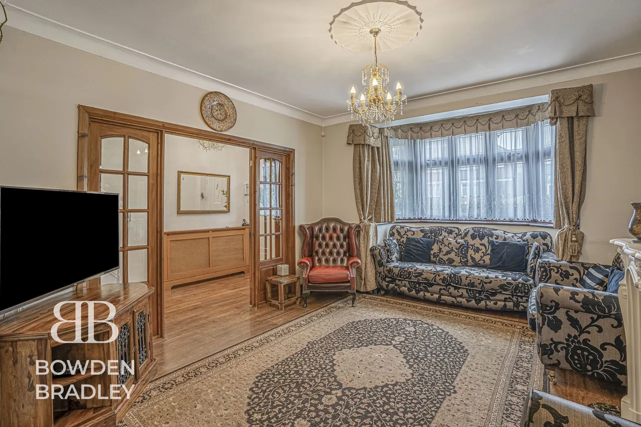 Marlands Road, Clayhall, IG5, photo 5