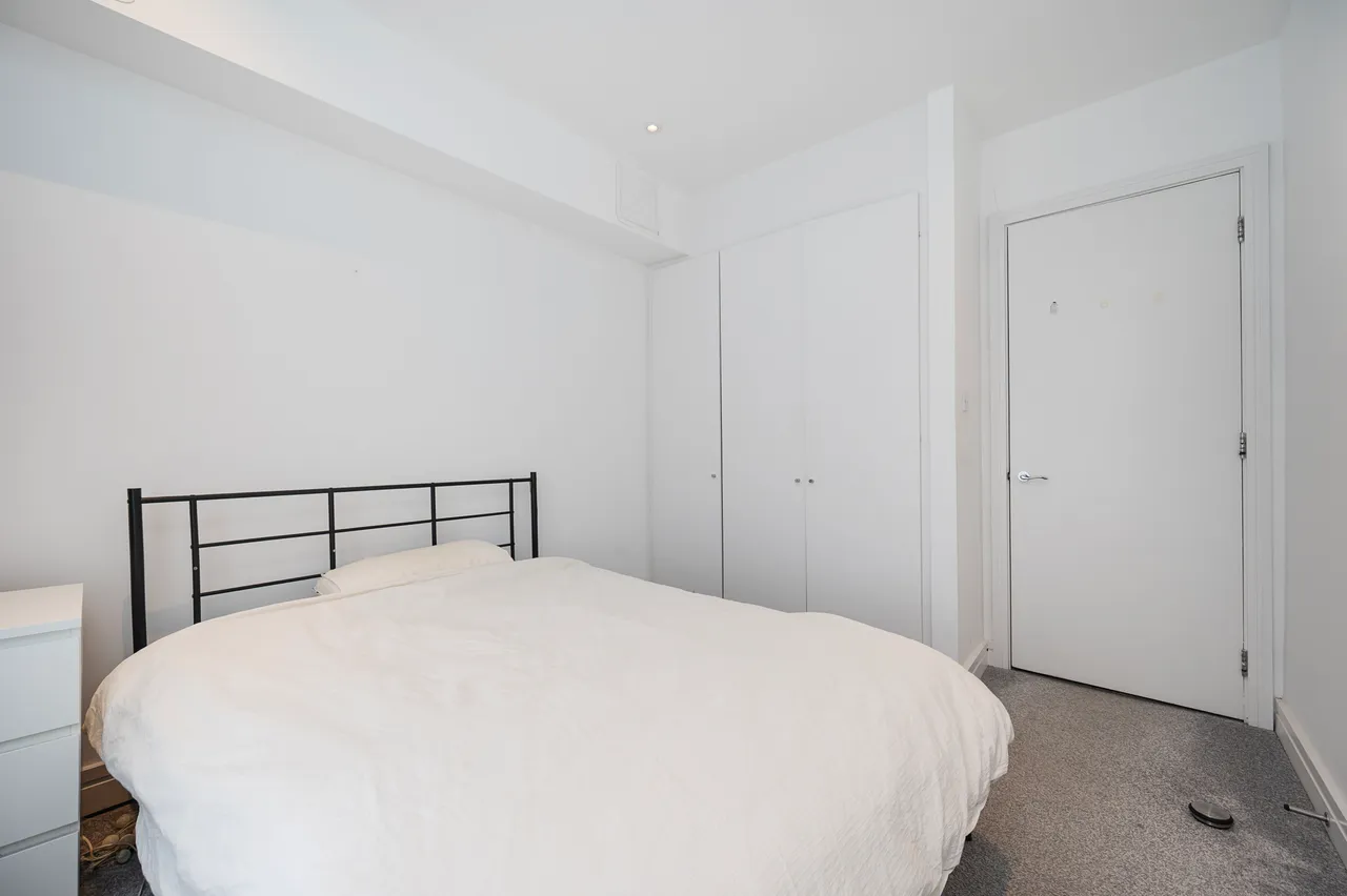 33 Chandlery House, 40 Gowers Walk, London, photo 9