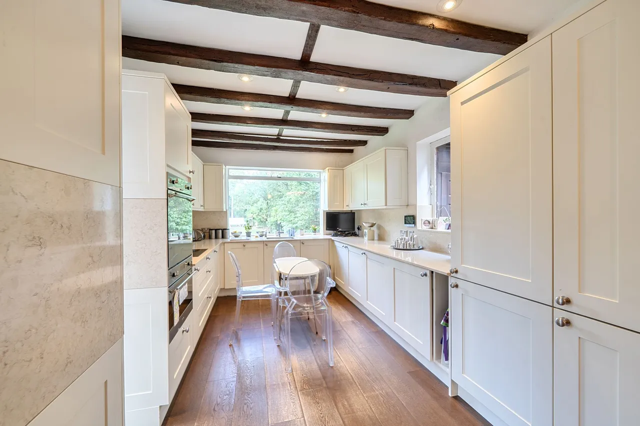 Edgwarebury Lane, Edgware, HA8, photo 7