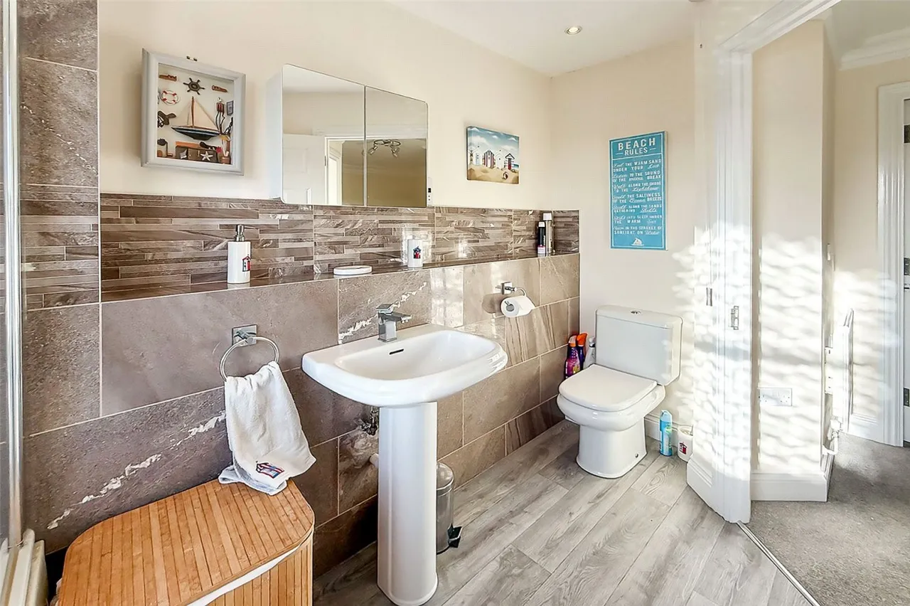 Littlehampton, BN17, photo 13