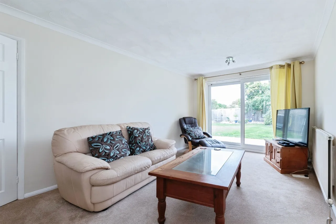 Stapleford Avenue, Ferndown, BH22, photo 19
