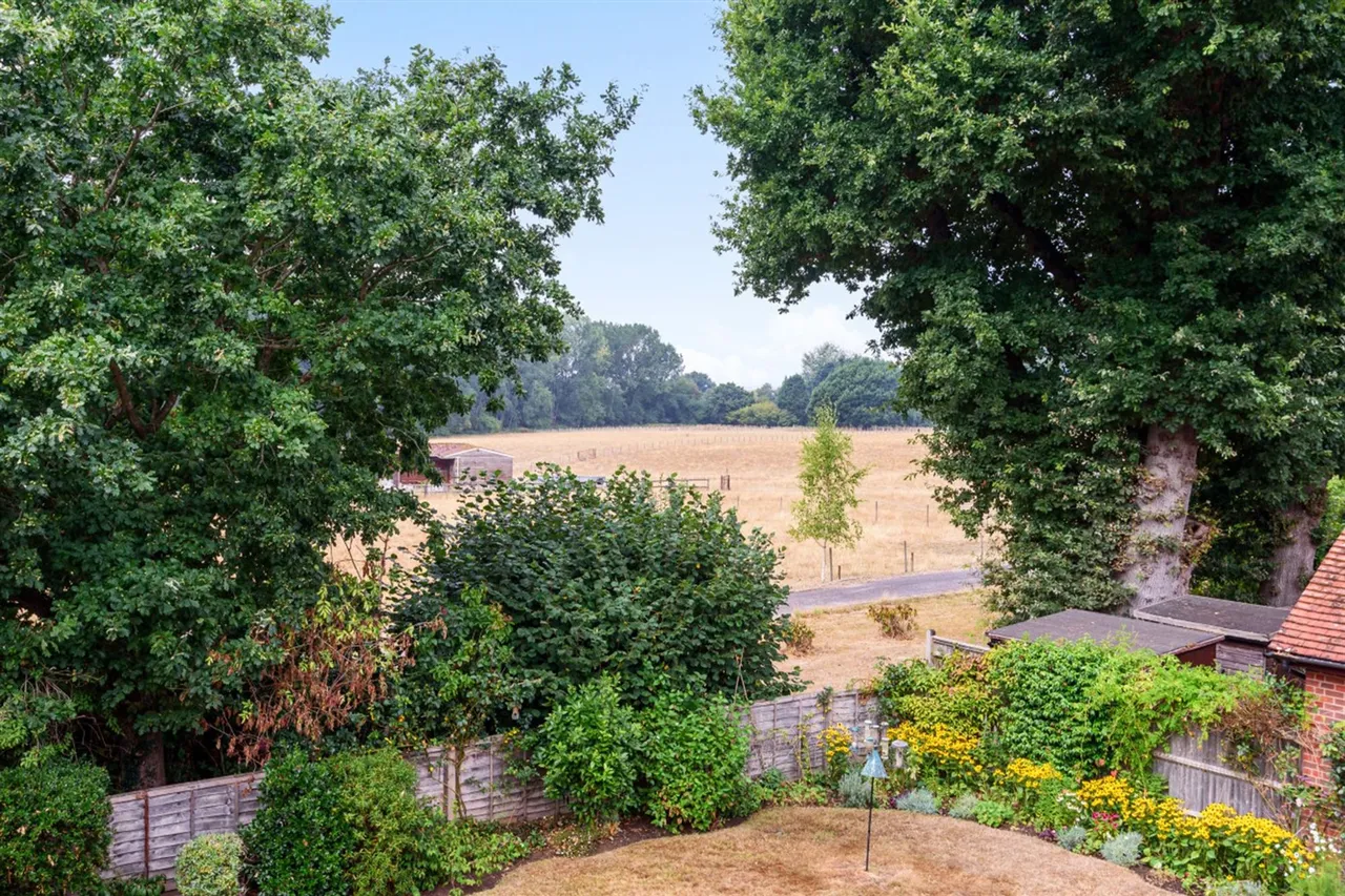 West Chiltington Road, Pulborough, RH20, photo 4