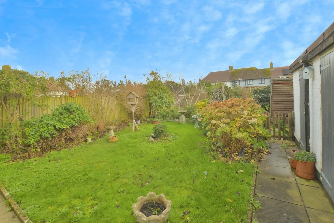 The Green, Lydd, Romney Marsh, Kent, TN29, photo 21