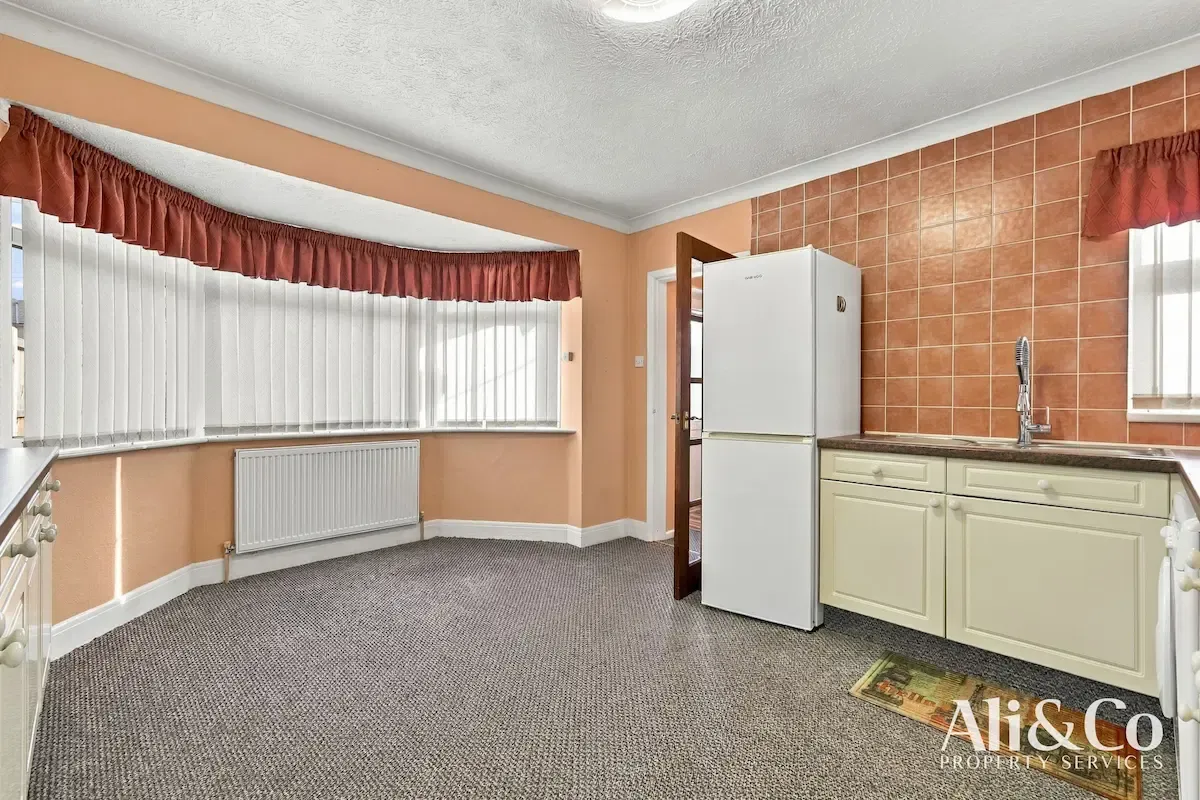 Victoria Avenue, Grays, photo 6