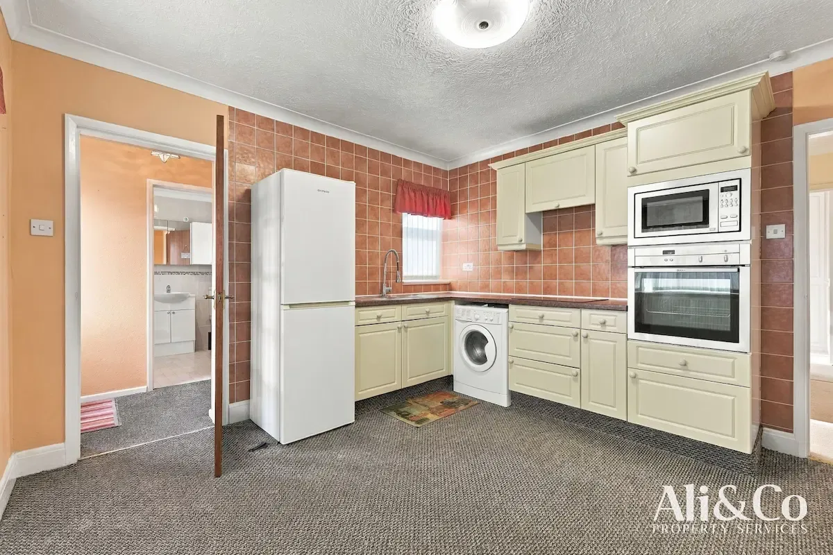 Victoria Avenue, Grays, photo 5