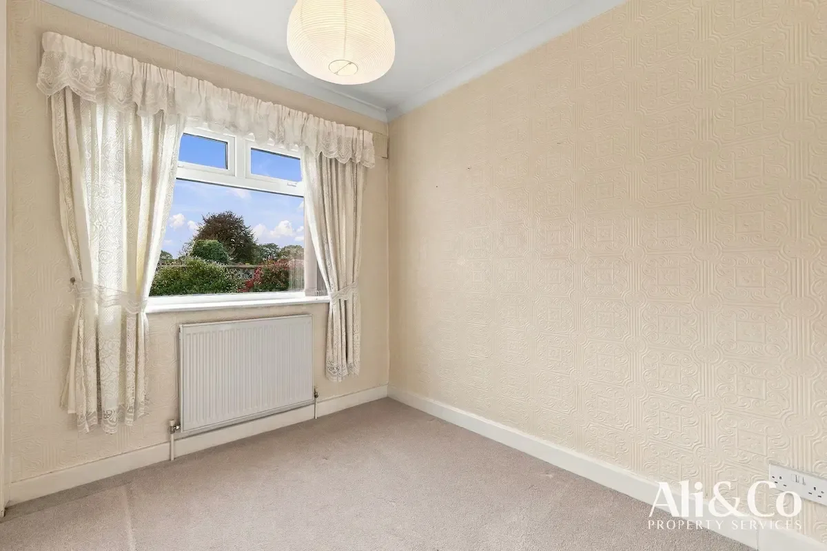 Victoria Avenue, Grays, photo 17