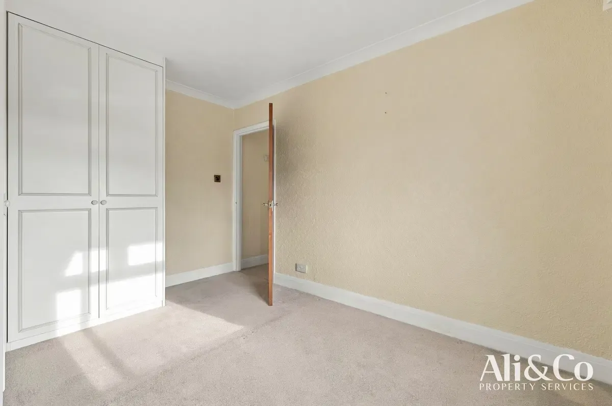 Victoria Avenue, Grays, photo 16