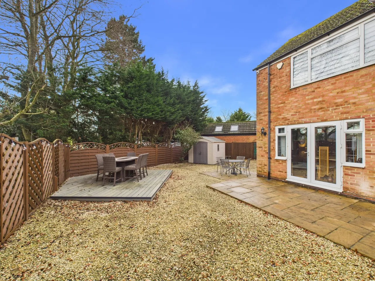 Strathcona Close, Flackwell Heath, HP10, photo 24