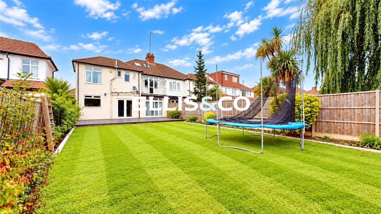 Kingsway, Wembley, HA9, photo 27