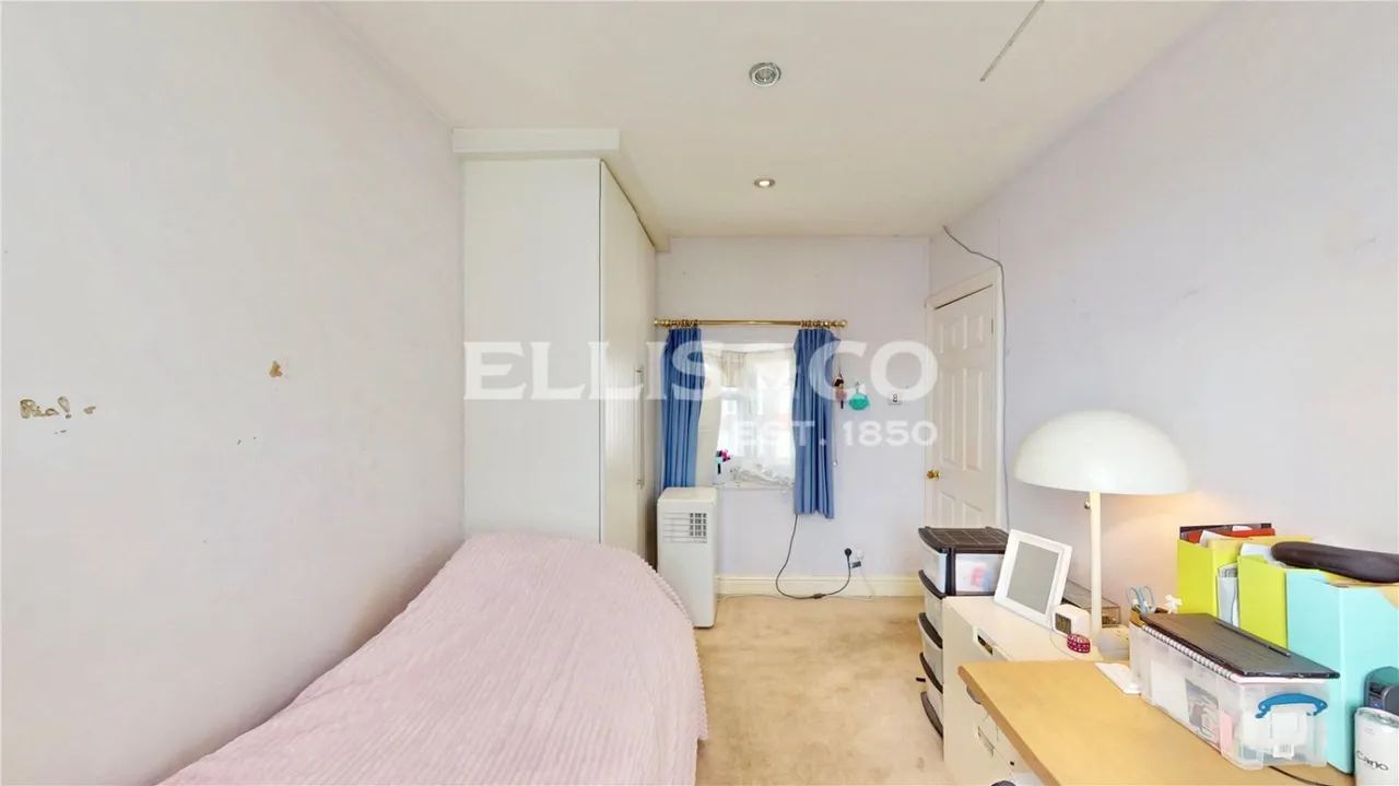 Kingsway, Wembley, HA9, photo 21