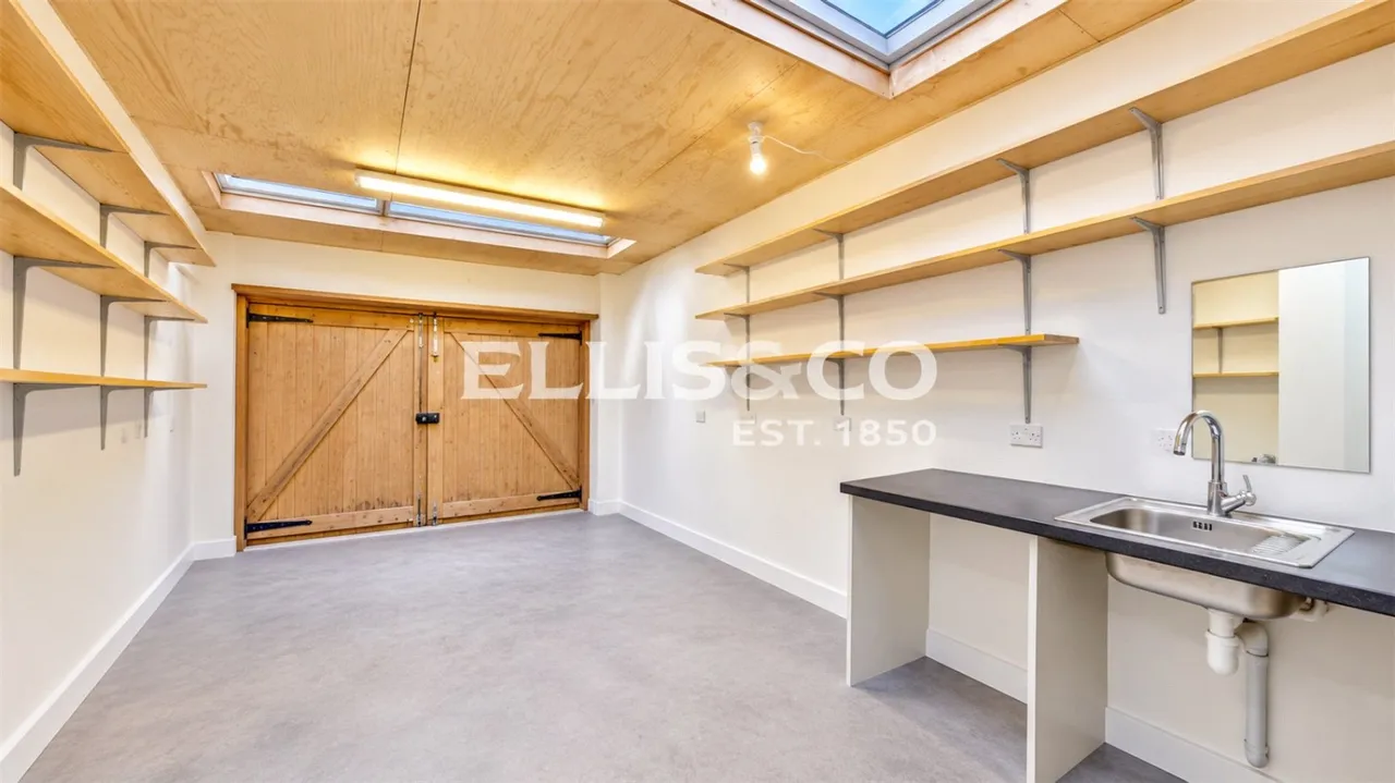 Kingsway, Wembley, HA9, photo 26
