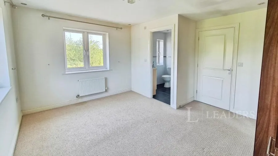 Fourteen Acre Avenue, Felpham, PO22, photo 11