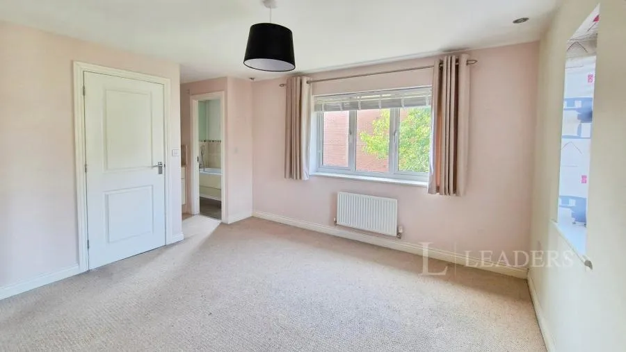 Fourteen Acre Avenue, Felpham, PO22, photo 12