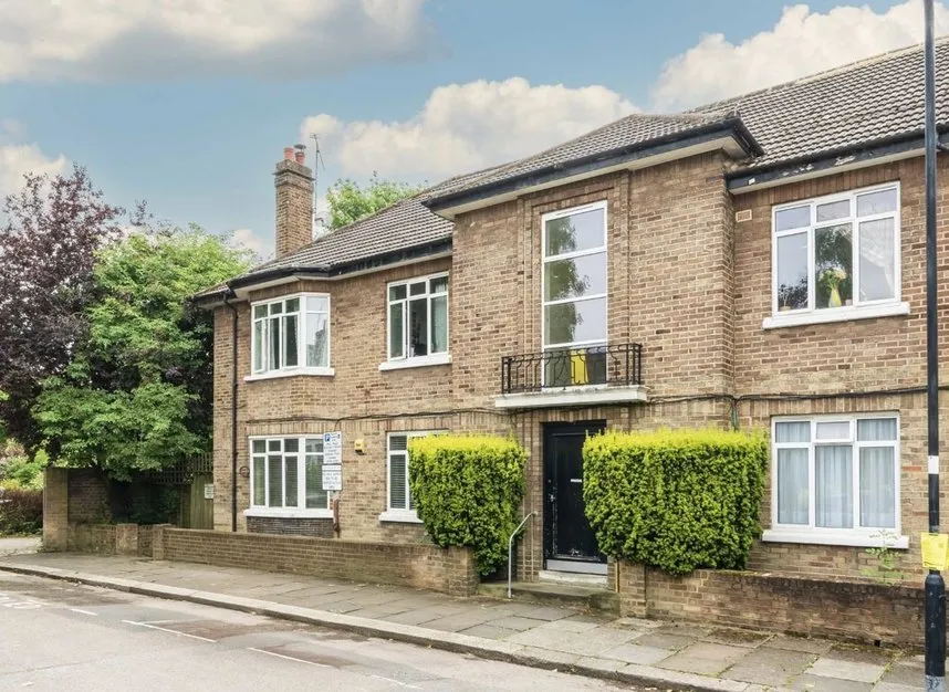 4 bed flat to rent, Northcote Avenue, Ealing, W5