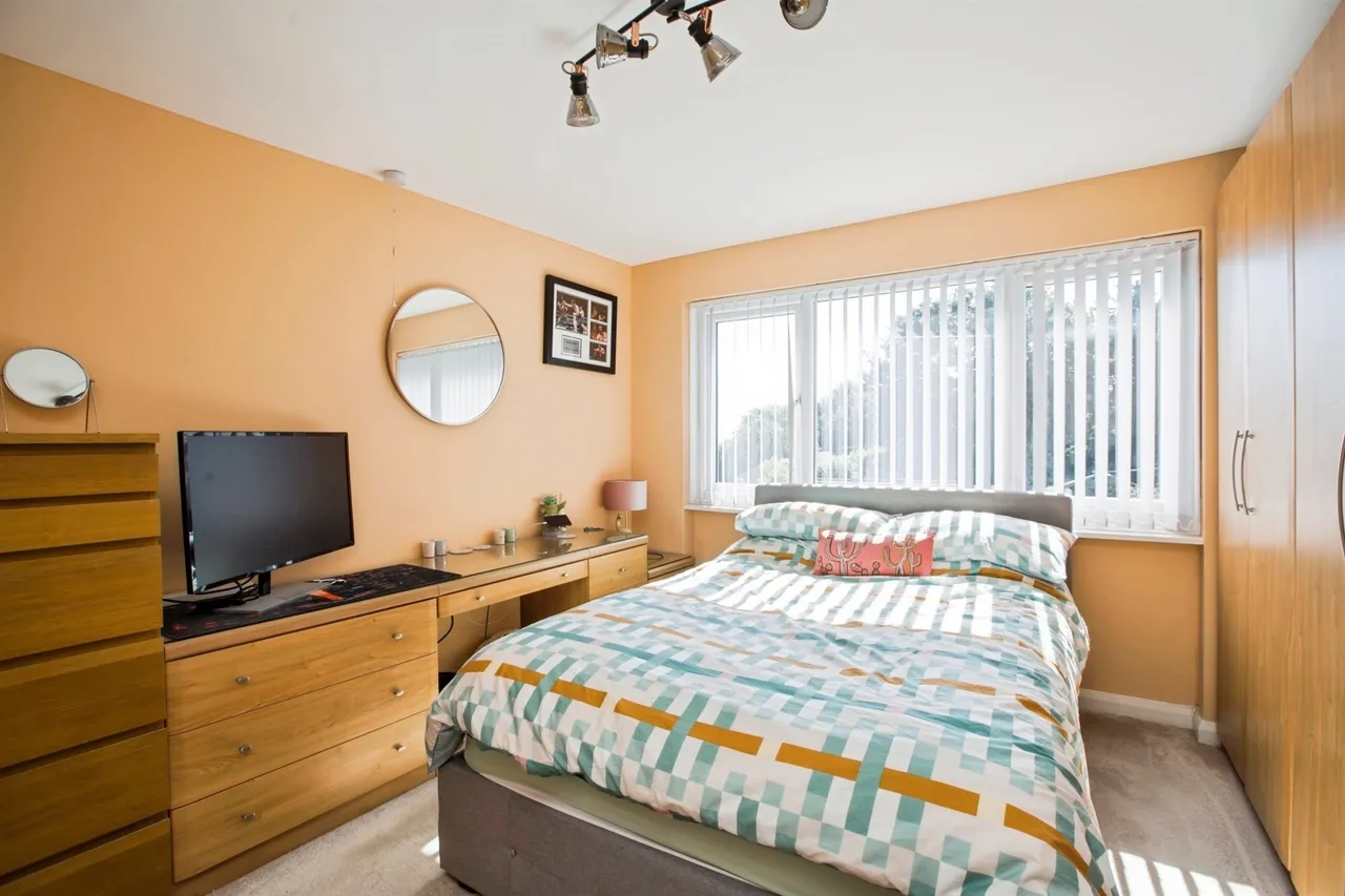 Brownroyd Hill Road, Bradford, BD6, photo 11