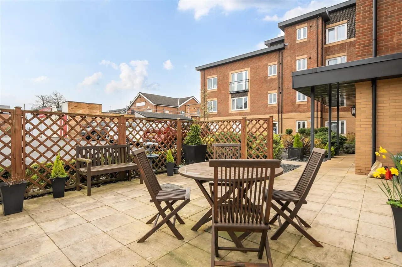 Little Aston Road, Aldridge, WS9, photo 16