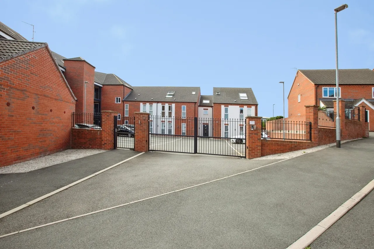 Woodland Park View, Mansfield, NG18, photo 17