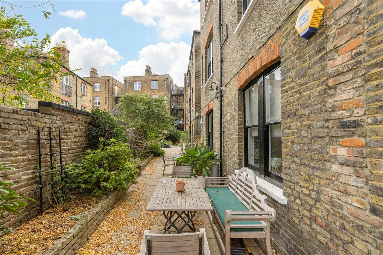 Mowll Street, London, SW9, photo 15
