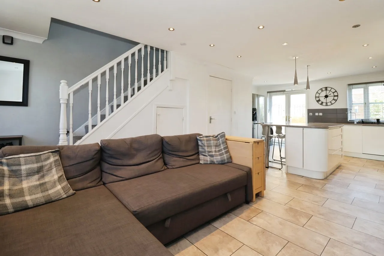 Brookthorpe Court, BRISTOL, Avon, BS37, photo 6