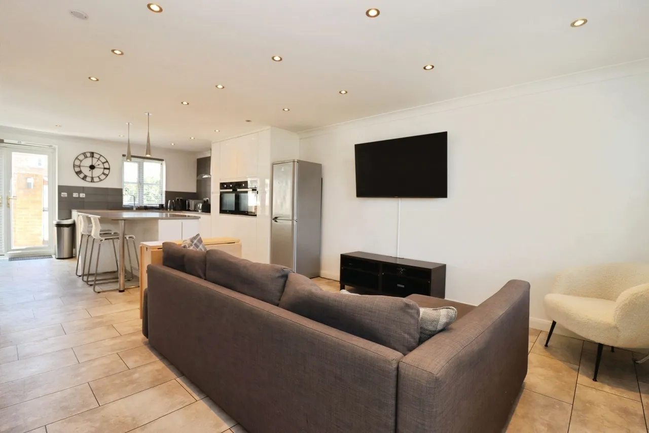Brookthorpe Court, BRISTOL, Avon, BS37, photo 11