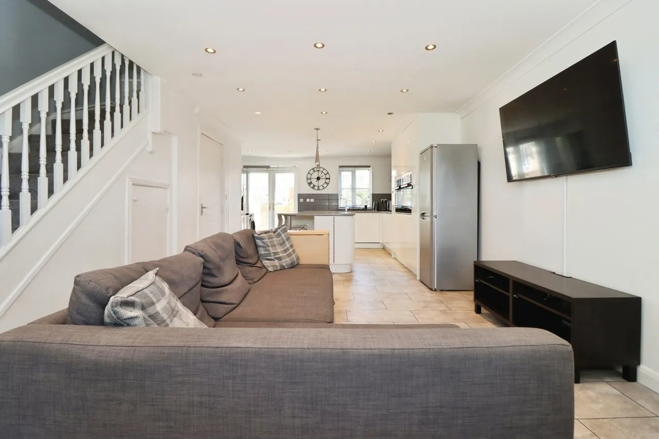 Brookthorpe Court, BRISTOL, Avon, BS37, photo 5