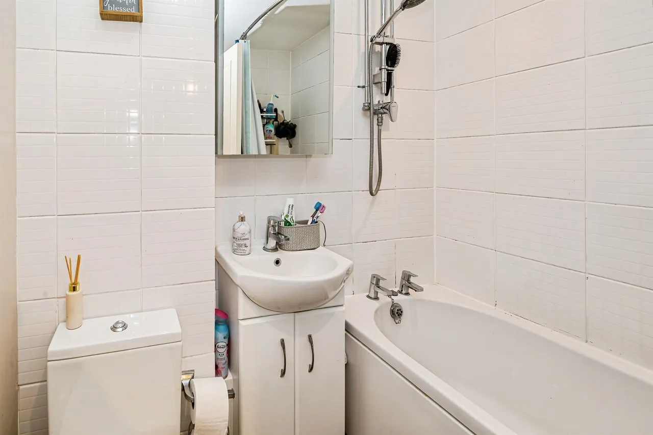 Coppice Way, Aylesbury, HP20, photo 10