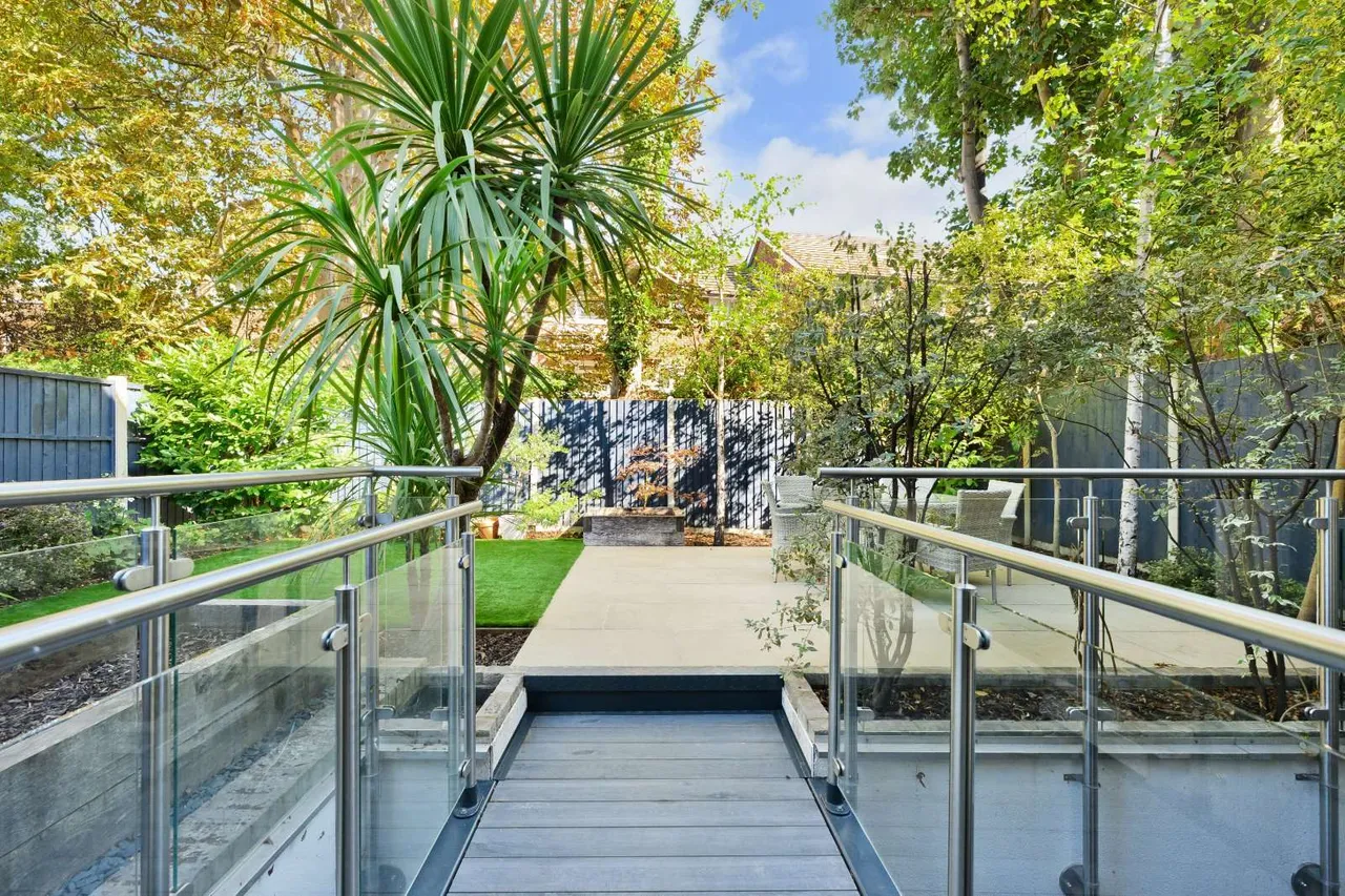 Indigo Square, Surbiton, KT6, photo 16
