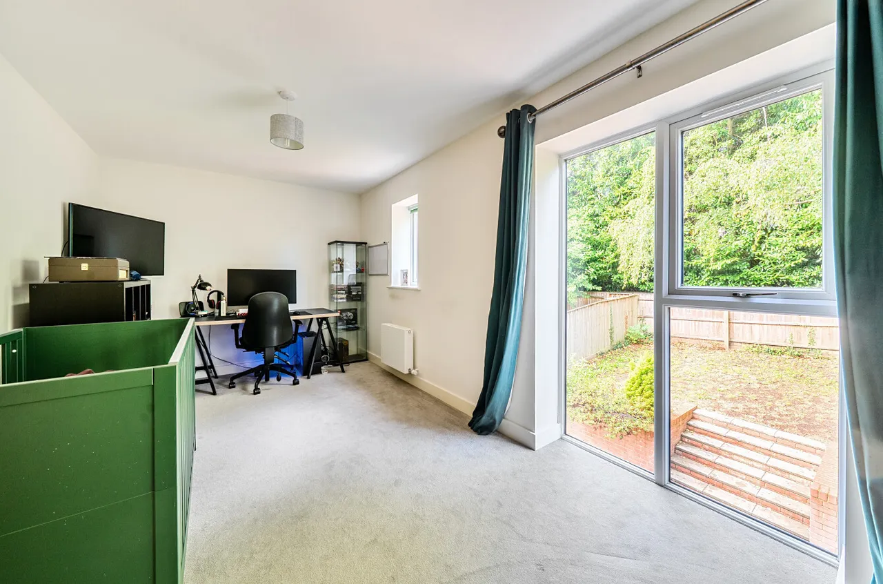 Sundays Hill Close, Hedge End, SO30, photo 10